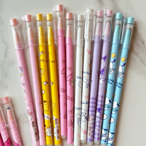 Colorful assortment of pastel Sanrio gel pens in soft pink, sunny yellow, lavender, sky blue, and white featuring Hello Kitty, Pompompurin, My Melody, Cinnamoroll, Kuromi, and Pochacco
