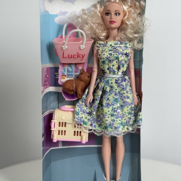 GREEN DOLL SET - WW370B