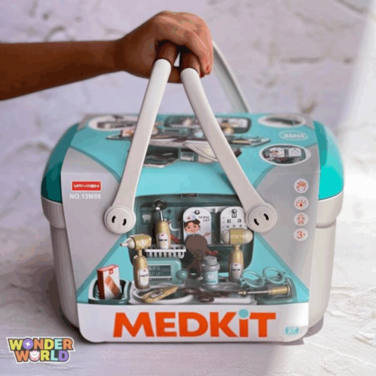 A structured play medical chest featuring a clean cream and light-grey base, a vibrant mint-teal lid, and dual curved cream-colored handles with rich chestnut-brown grips, shown with an illustrated wrap-around band detailing the play tools inside